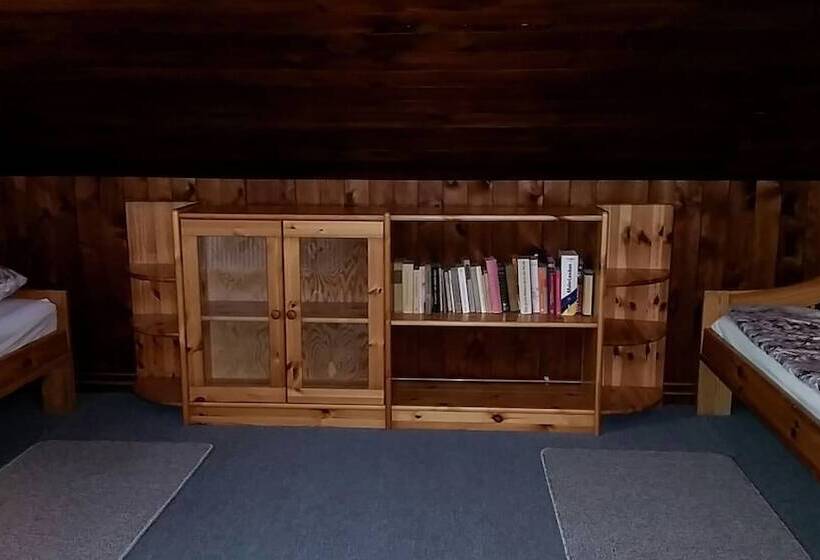 ペンション Haus Tonart