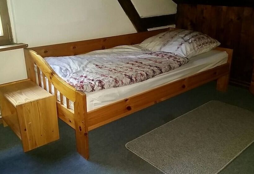 פנסיון Haus Tonart