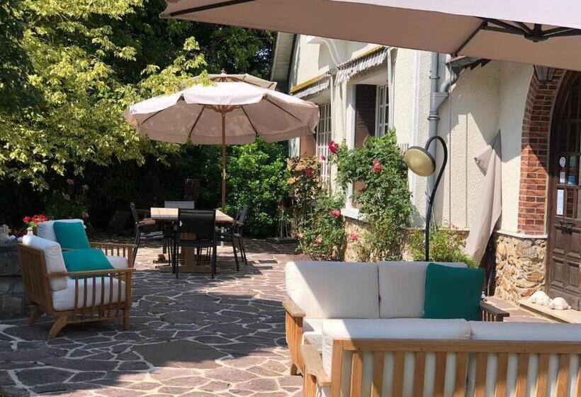 펜션 La Collinière