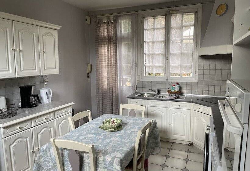 펜션 La Collinière