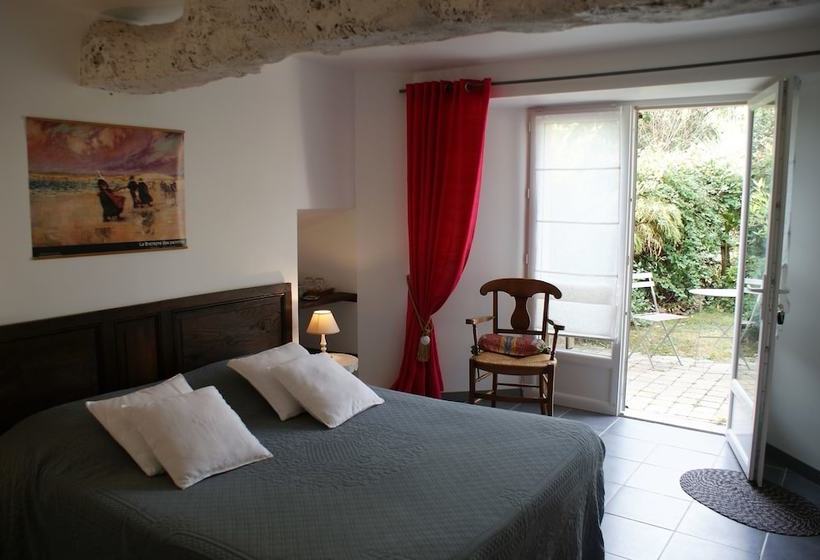 פנסיון La Demeure De L'isle