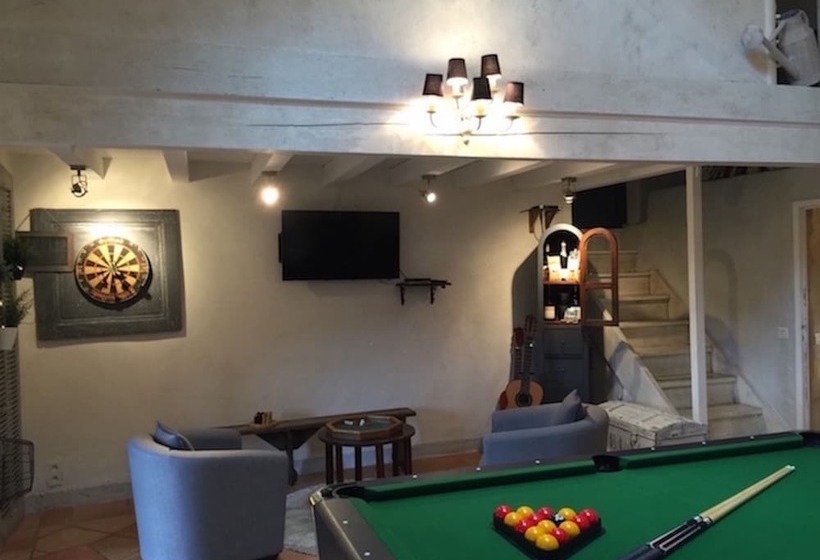 פנסיון Le Chanelou