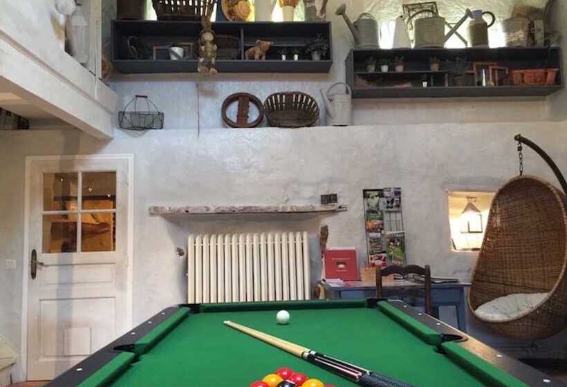 פנסיון Le Chanelou