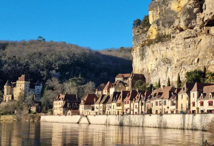 膳宿费 Les Chenes Rouges