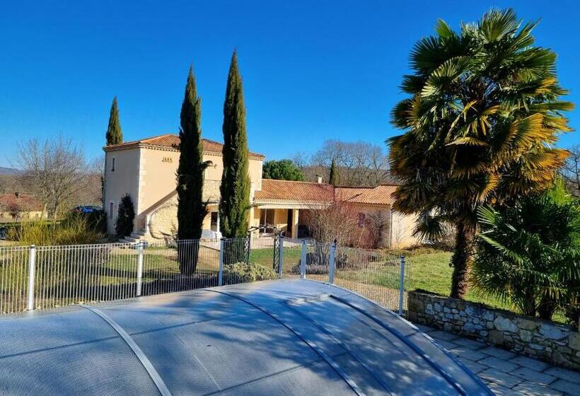 펜션 Les Chenes Rouges