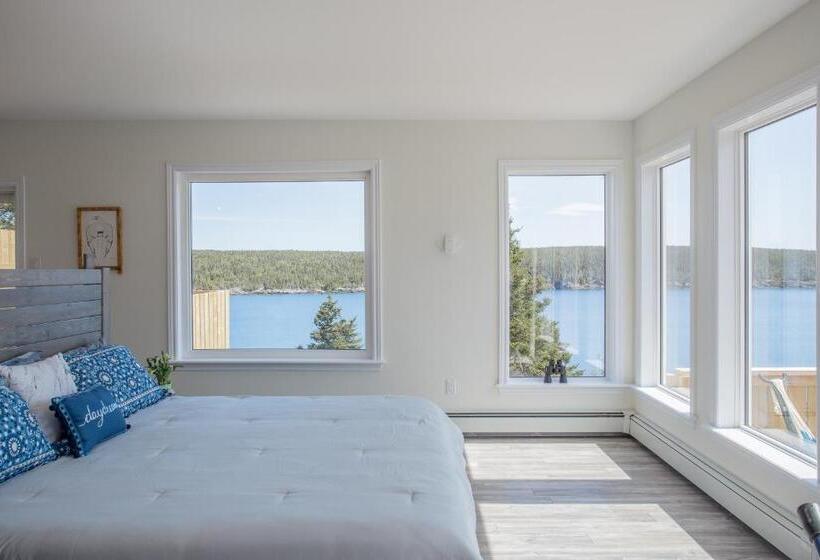 膳宿费 Whale House Guest House