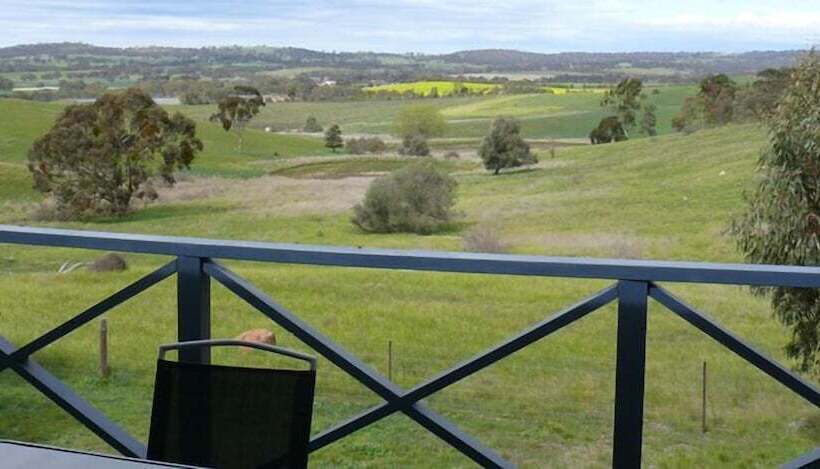 Riesling Country Cottages