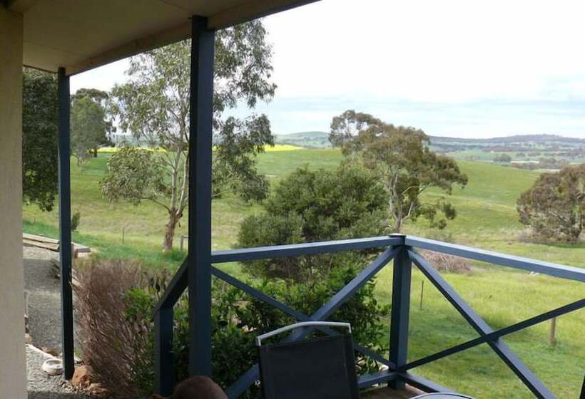 Riesling Country Cottages