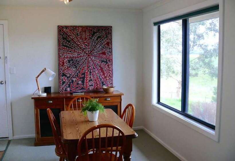 Riesling Country Cottages