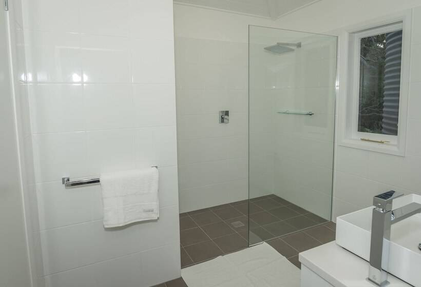 Royal National Park Cottages