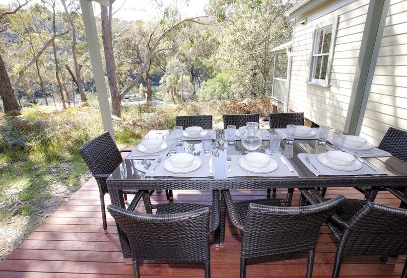 Royal National Park Cottages