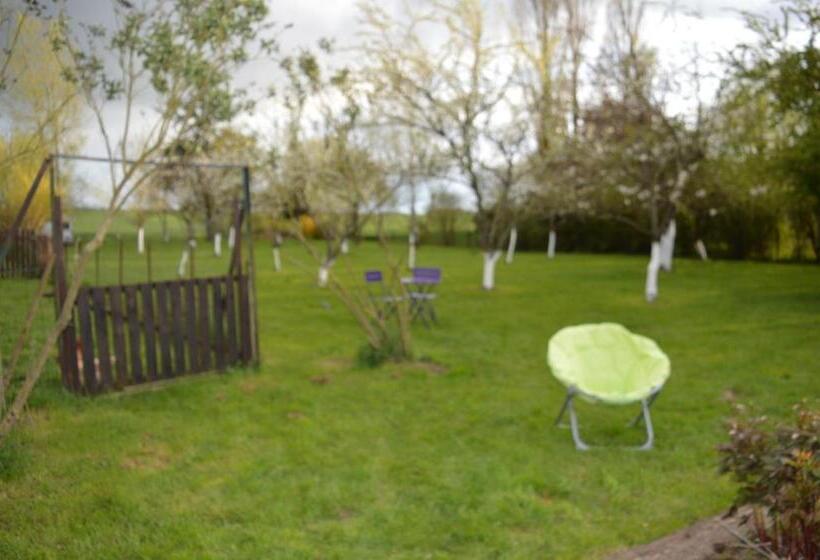 민박 Au Passage Des Grues