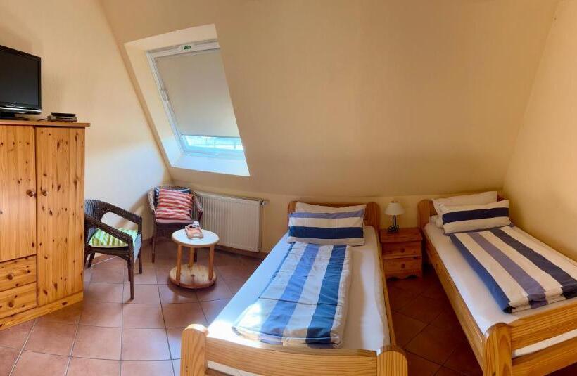Bed and Breakfast Pension Kolibri