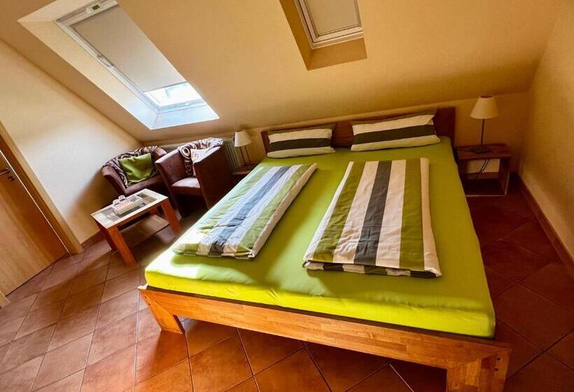 Bed and Breakfast Pension Kolibri
