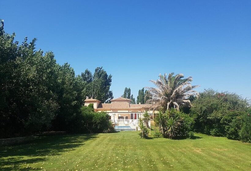 مبيت وإفطار Chambre D Hotes Les Alicantes