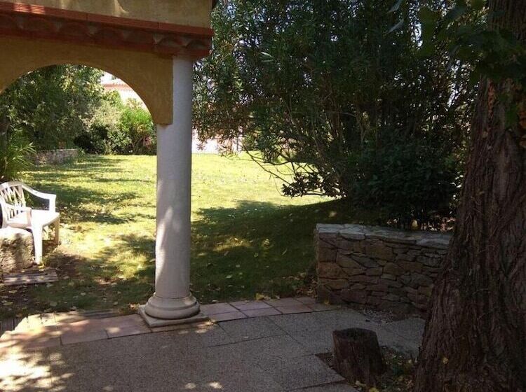 مبيت وإفطار Chambre D Hotes Les Alicantes