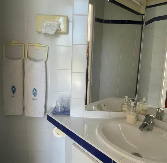 Bed and Breakfast Chateau De Sury