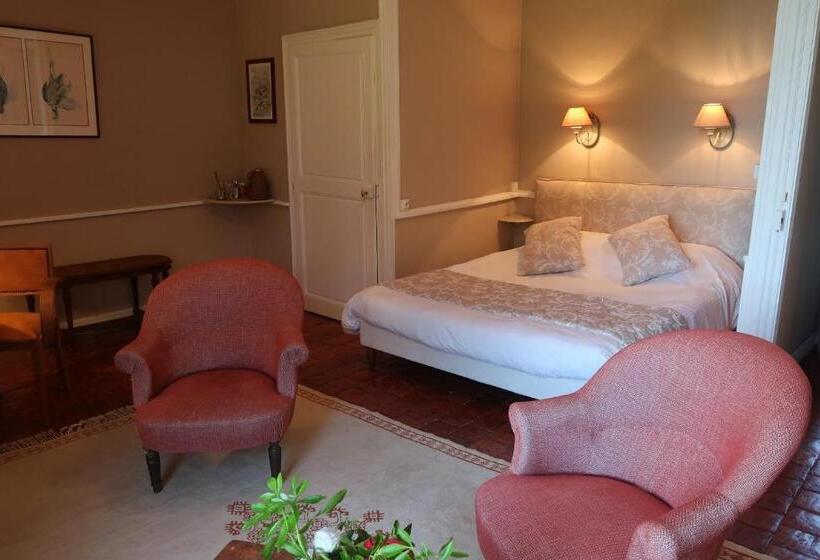 Bed and Breakfast Chateau De Sury