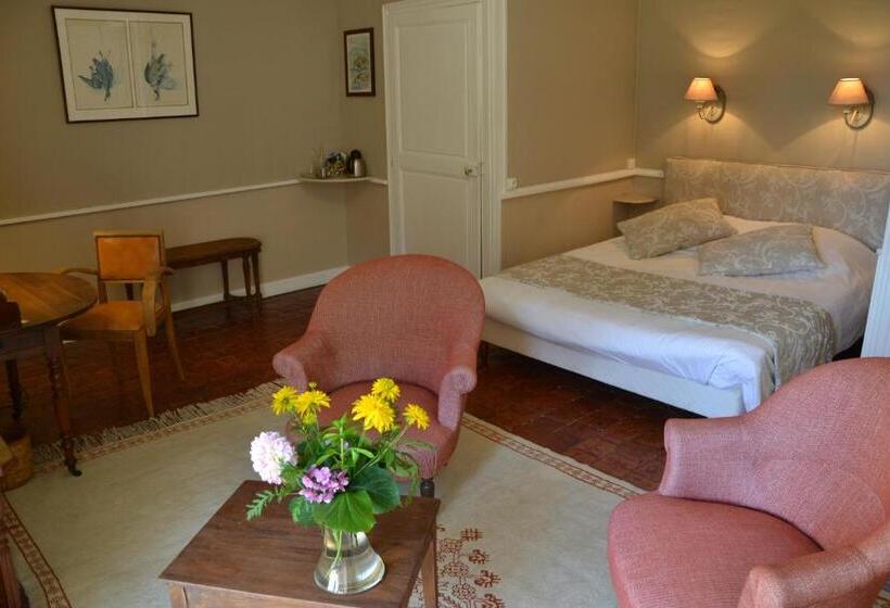 Bed and Breakfast Chateau De Sury