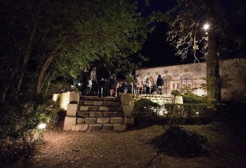 مبيت وإفطار Domaine De Saint Charles