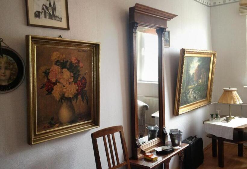 مبيت وإفطار Landhof Liebsch, Mit Pool Und Sauna