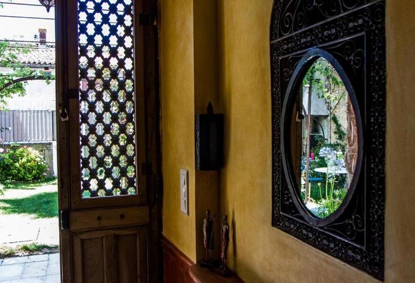 Bed and Breakfast Le Patio Des Senteurs