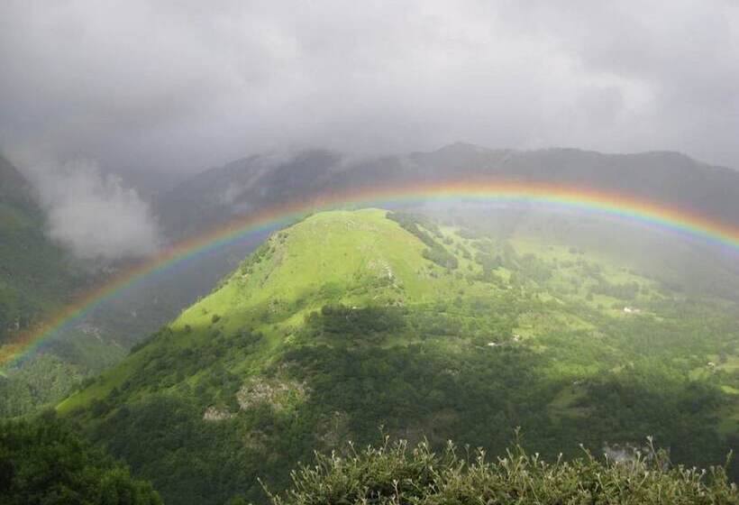 مبيت وإفطار L'espiatet