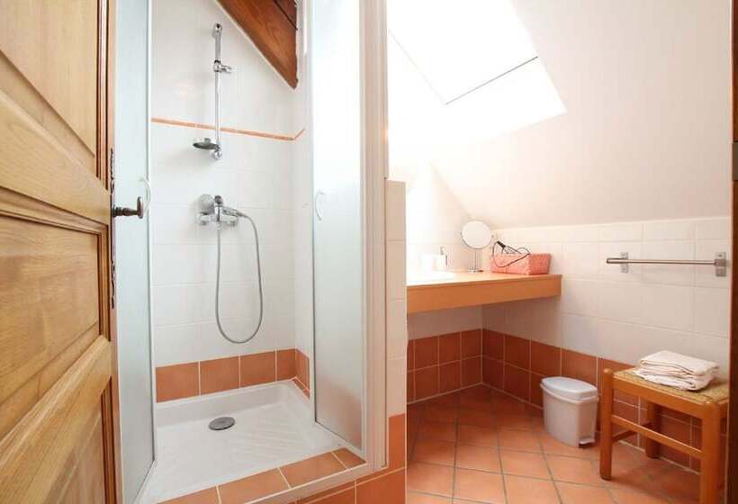 مبيت وإفطار L'espiatet