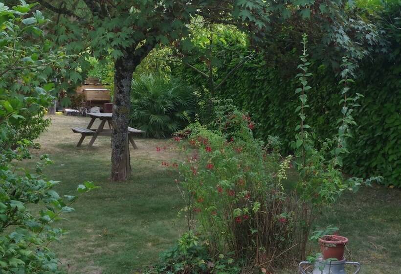 مبيت وإفطار Maison D'hôtes Le Cadran Solaire