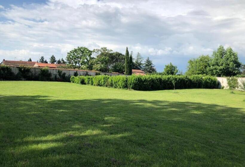 مبيت وإفطار Orangerie De Chatel Selection Figaro & Elle Magazine