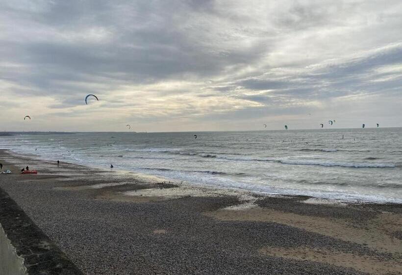 민박 Villa Face Mer