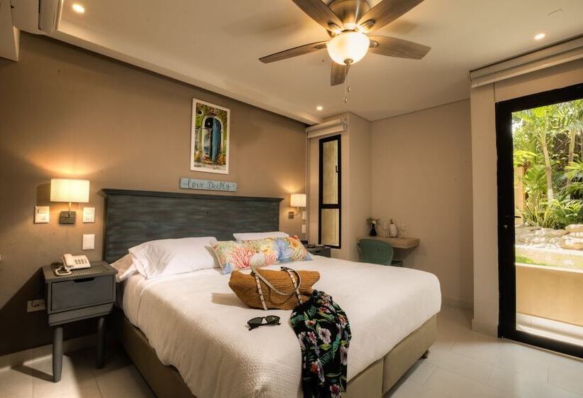 Casa Verano Beach Hotel   Adults Only