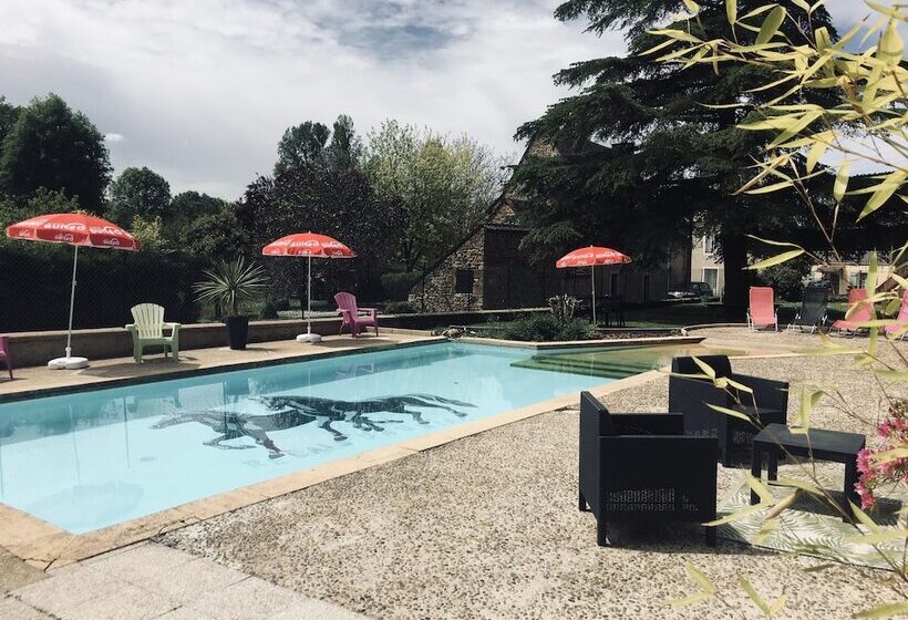 فندق فئة نجمة واحدة Auberge Du Relais D Auniac Hotel Bar Restaurant Piscine