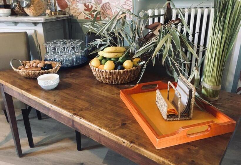 فندق فئة نجمة واحدة Auberge Du Relais D Auniac Hotel Bar Restaurant Piscine