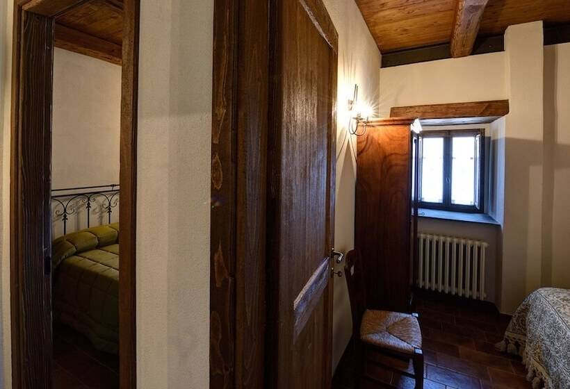 فندق فئة نجمة واحدة Borgotufi Albergo Diffuso