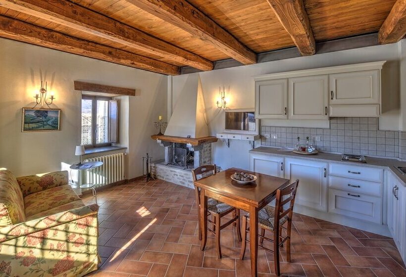 فندق فئة نجمة واحدة Borgotufi Albergo Diffuso