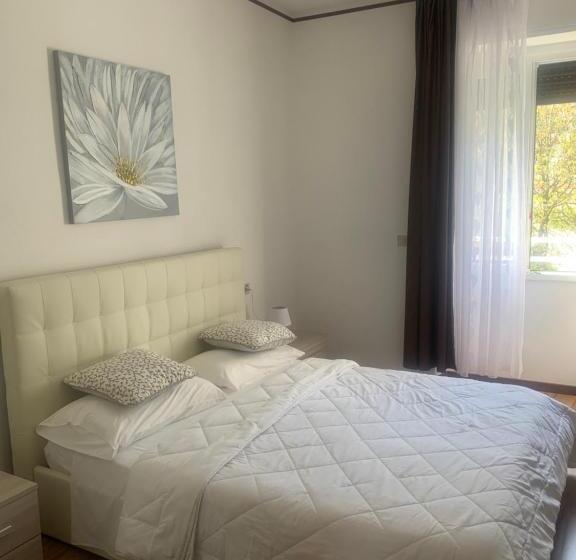 בית מלון כפרי Al Lago