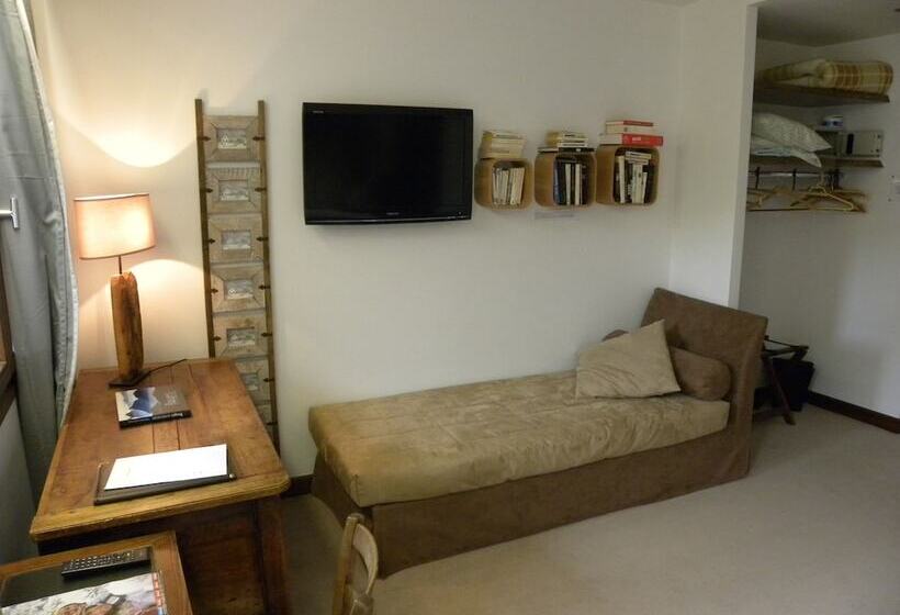 בית מלון כפרי Auberge Des Clarines