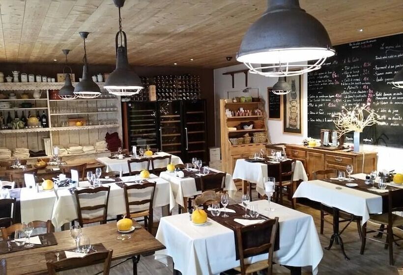 בית מלון כפרי Auberge Des Clarines