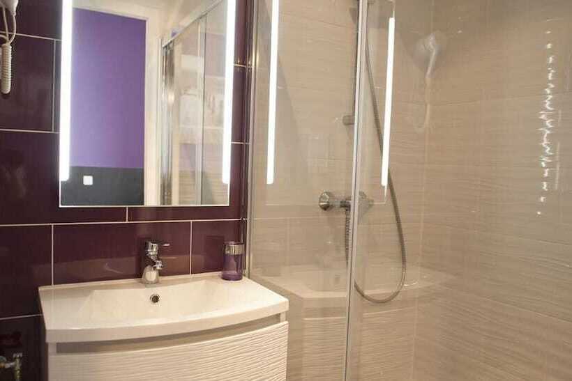 فندق Aux Lys D'or