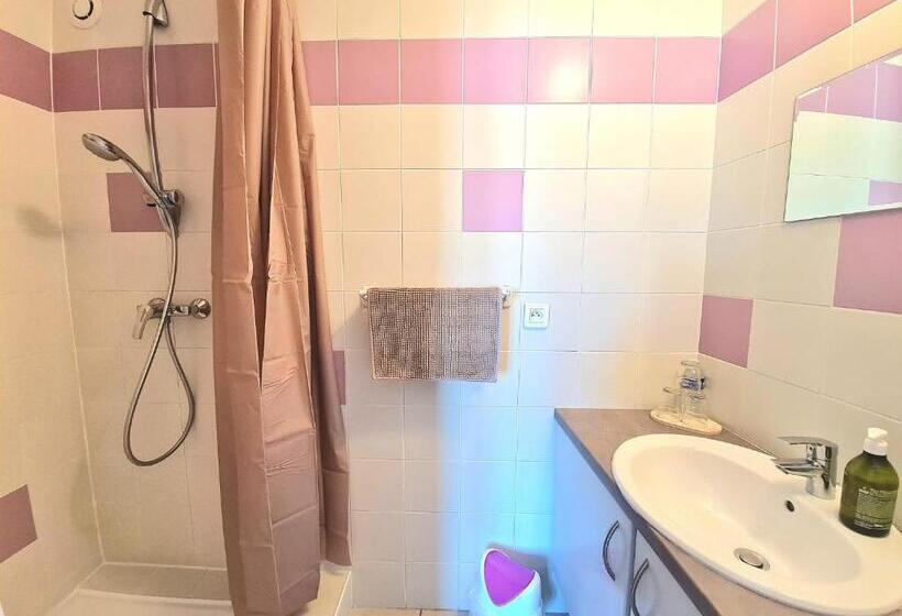 ホテル Bar Des Amis