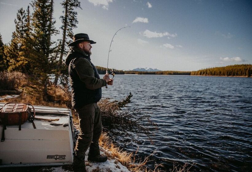 ホテル Big Creek Lodge Working Guest Ranch