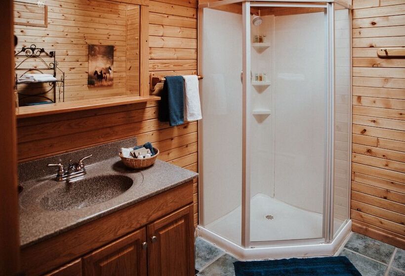 ホテル Big Creek Lodge Working Guest Ranch