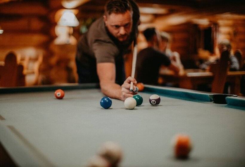 ホテル Big Creek Lodge Working Guest Ranch