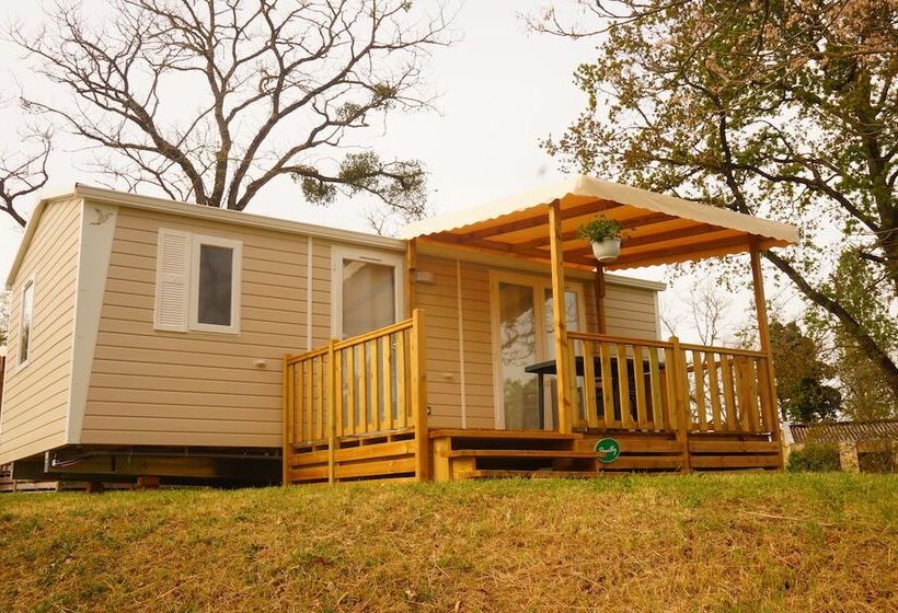 בית מלון כפרי Camping De L île