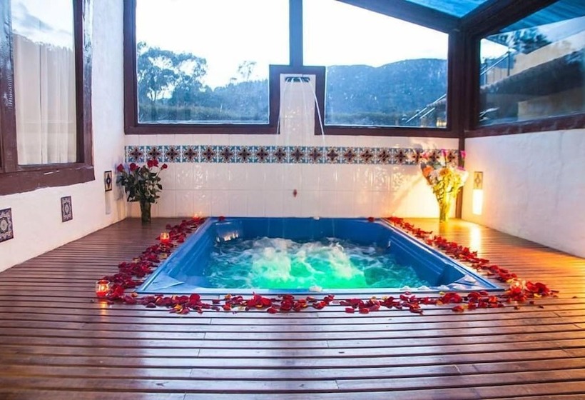 בית מלון כפרי Casa Pernia