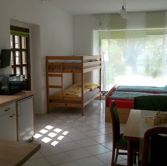 فندق Ferienwohnung Brunow In Der Natur Zuhause