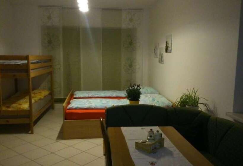 فندق Ferienwohnung Brunow In Der Natur Zuhause