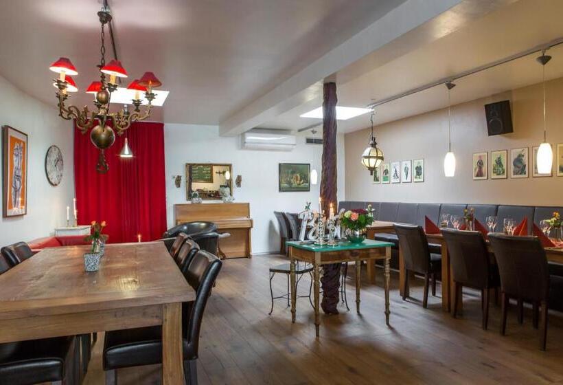 Отель Holzscheiter