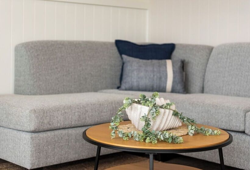 בית מלון כפרי Ingenia Holidays Merry Beach